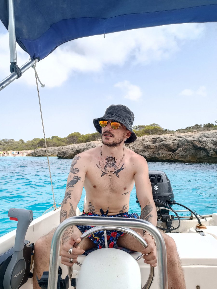 ABus75008's tweet image. 