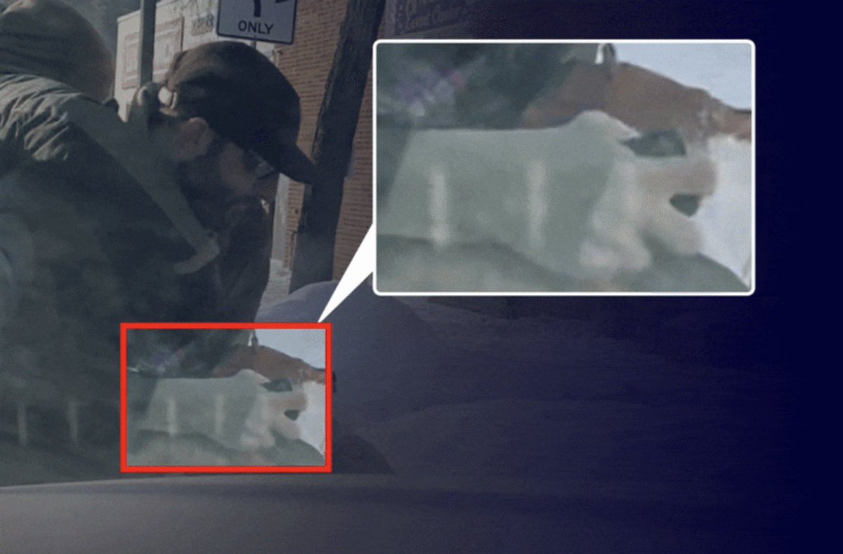 CryptoWoodyz's tweet image. New York Times: by #ICE killed Alex (37) in #Minneapolis held a phone, not a weapon!!

The 37-year-old Alex #Pretti, who died on Saturday was shot dead by the American migration service #ICE, had a #phone in his hand, not a #weapon, during the incident in #Minneapolis

This is