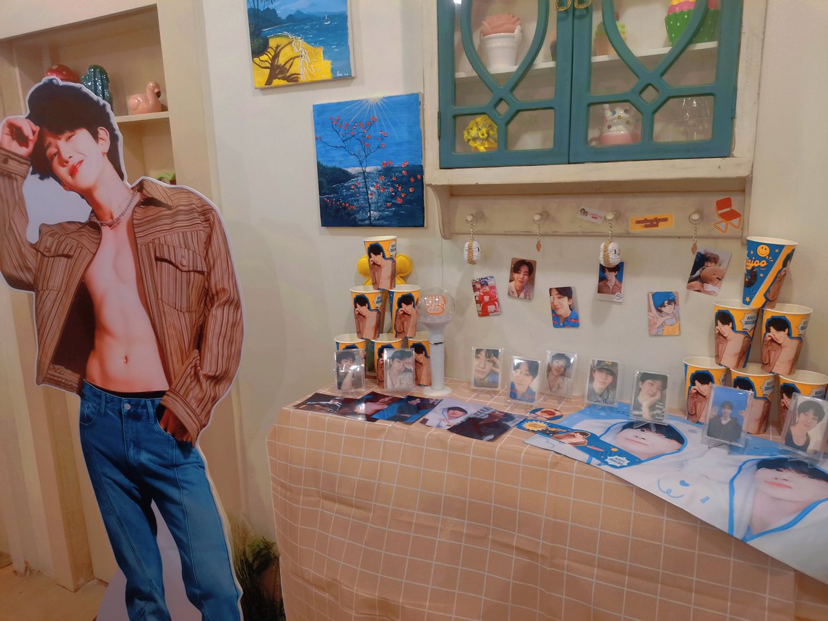 toruchuu_'s tweet photo. had a wonderful time at #Byungjoo_108Bread 🍞✨
thank you for the hangout, new friends and freebies 🫶🏻
thank you admins for making this event happen 💖 https://t.co/Egw8jbIoEX