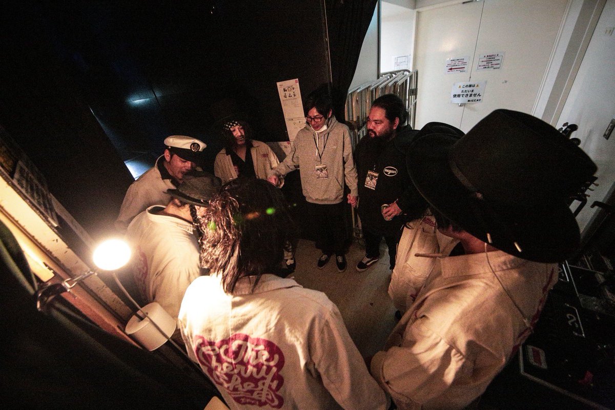 Jan. 24, 2026 大阪BIG CAT。

Left20周年おめでとう！！！
共に歌い笑い飲んだあの夜の続き。
素敵なバンドだよLeft。
呼んでくれてありがとう！！！！！
またやろうぜ☆

#チェリコ　
#Left 

photo by watanabe"KOOL"syo
<a href="/85ride_kool/">s.w</a>