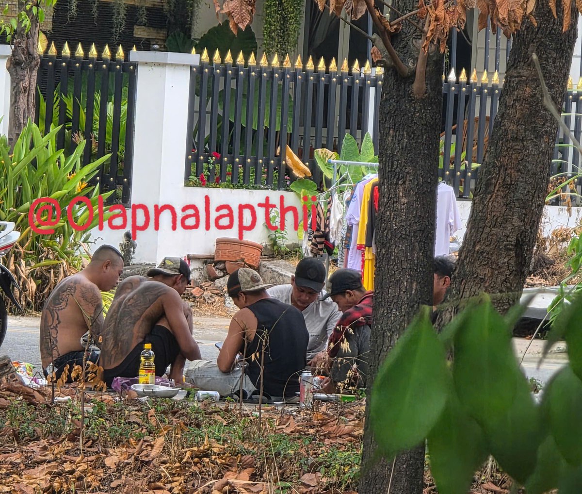 Ô Lạp Na Lạp Thị tweet media