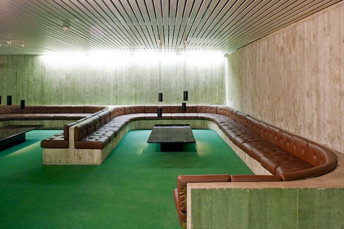 FedeItaliano76's tweet image. French Communist Party Headquarters designed by Oscar Niemeyer (1980)