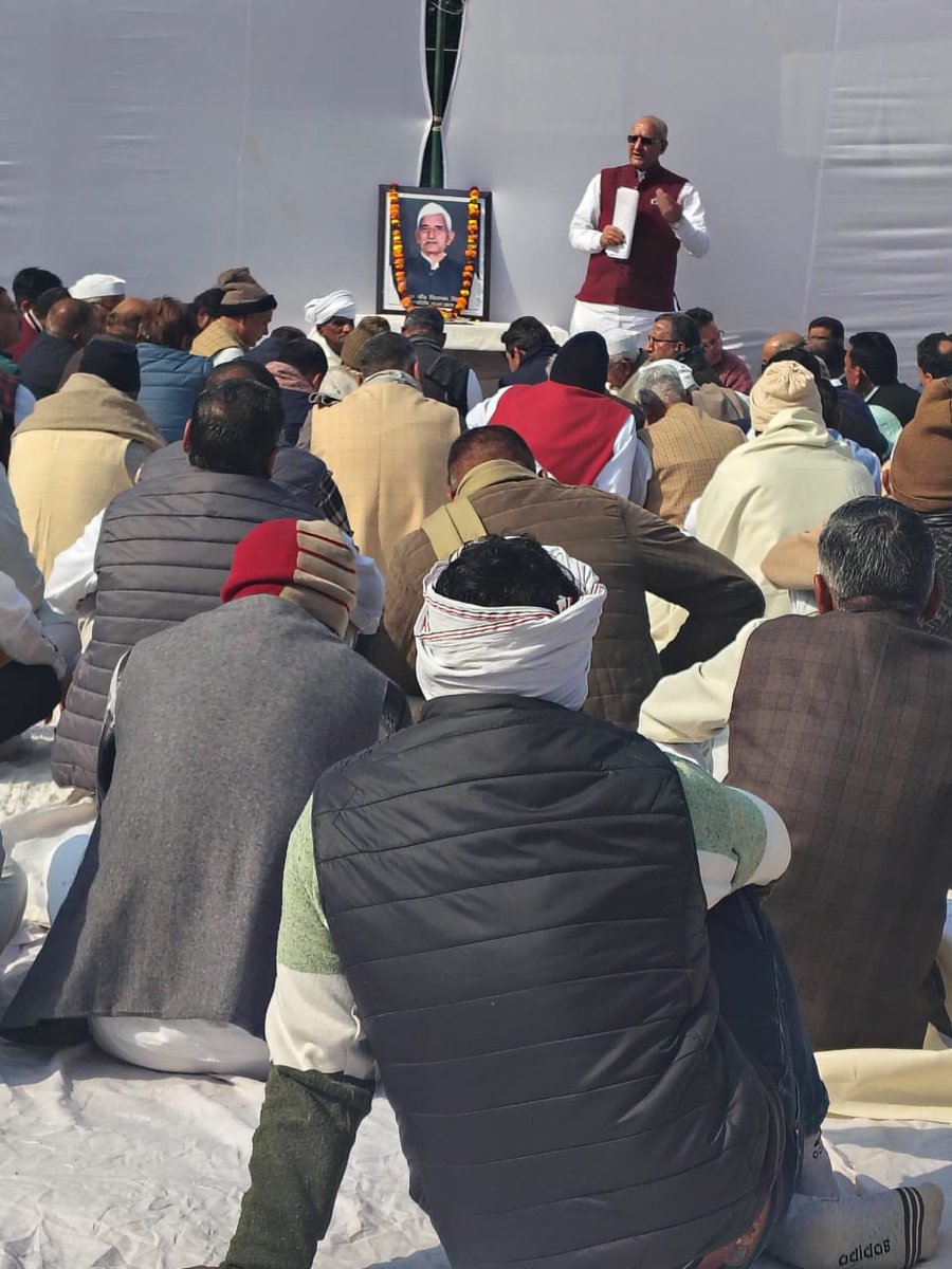 आज उत्तर प्रदेश जनपद सहारनपुर के अपना दल एस के जिला अध्यक्ष श्री राजकुमार जी के पिताजी स्वर्गीय चौधरी पीतांबर सिंह जी के निधन के उपरांत उनकी शोक सभा में सम्मिलित होकर परिवार की हिम्मत बांधते हुए श्रद्धांजलि अर्पित की