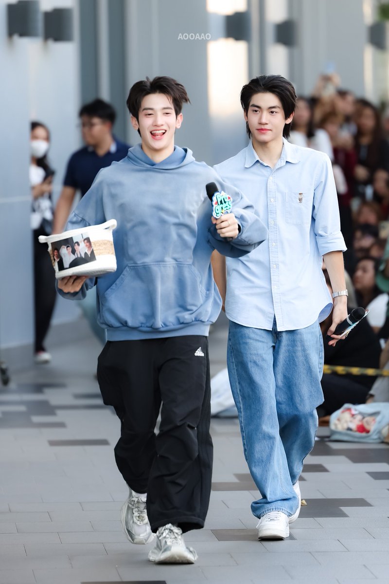 AooaaoTv's tweet image. 🚶‍♂️🏃วิ่งเล่นไปด้วยกัน 🥰😁 สดใสมาก

AMPG READ OR LOVE
#สนามอ่านเล่น2026xAlmondProgress
#ProgressPassawish #Almondbabybigboy 
#AlmondProgress #ด้อมภภ