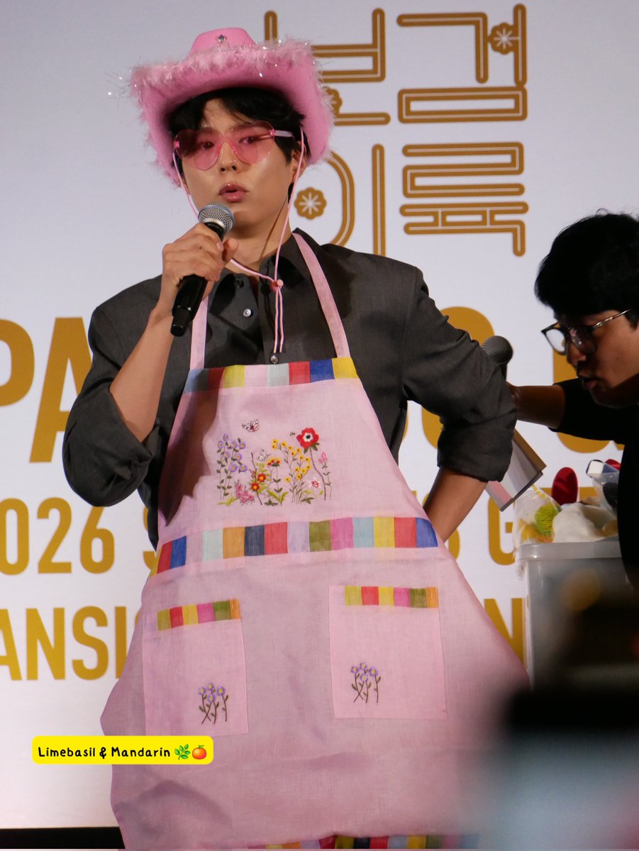 mecottoncandy's tweet image. เป็นทุกอย่างให้เธอแล้ว

 Bogum  : สีชมพูมาแรงหรอครับ?🎀💖💓

👼 #พัคโบกอม
 #ParkBogum
 #박보검