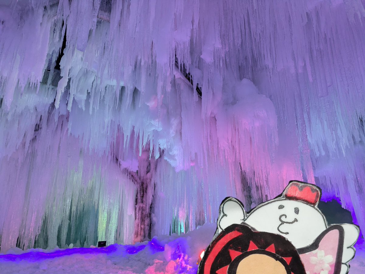 33odorinodory's tweet image. 入国許可証を手にし、
向かった先は氷の世界🧊

薮川の凍てつく寒さを
体感しながら幻想的な世界へ。

#iiiwate
#盛岡市 #氷の世界2026