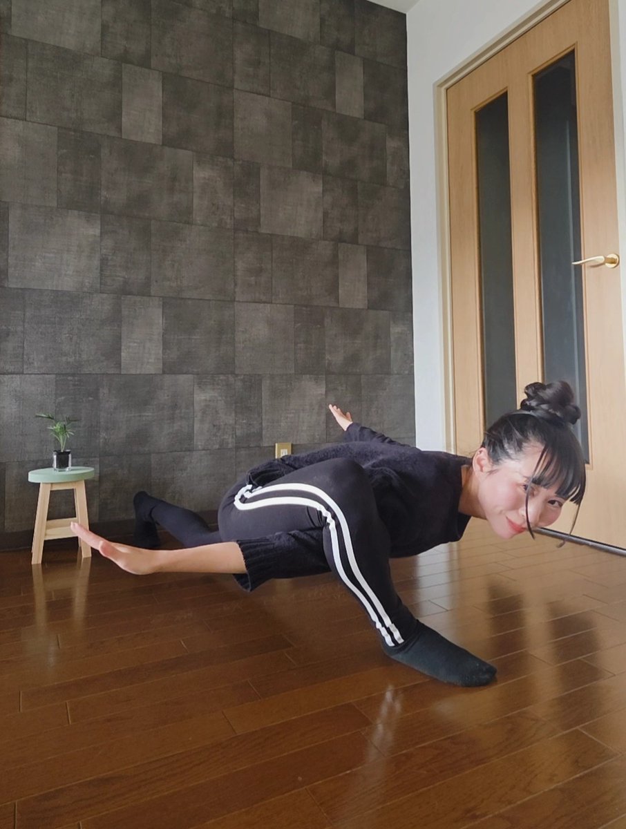 oboro_zukiyo's tweet image. これできる？

#ヨガ
#yogapose