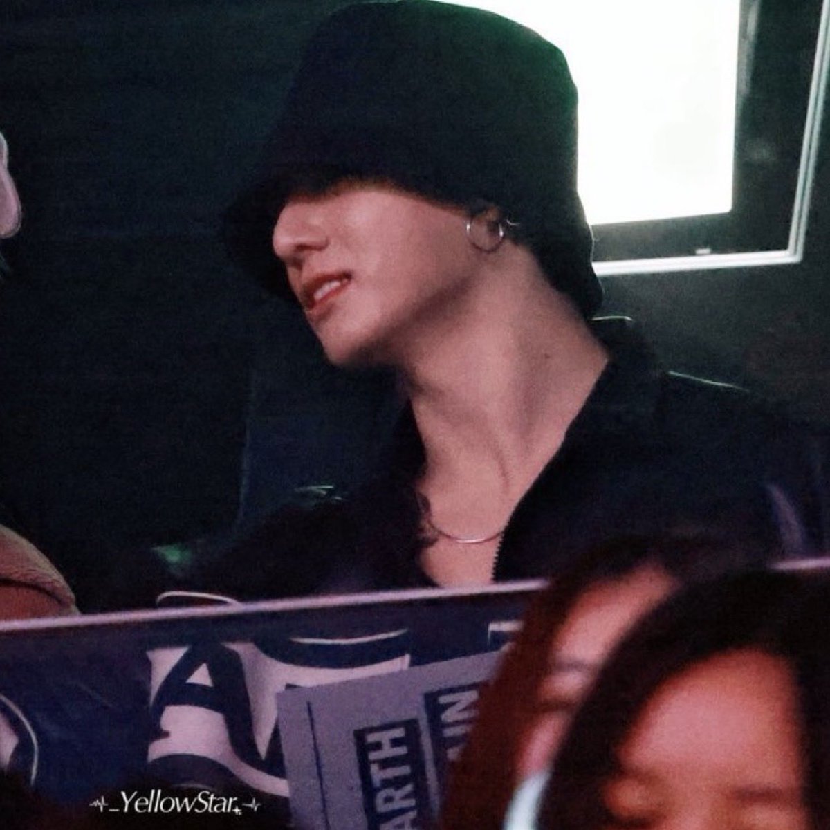 อย่าลดสเปค เพียงเพราะอยากมีแฟน

สเปค :