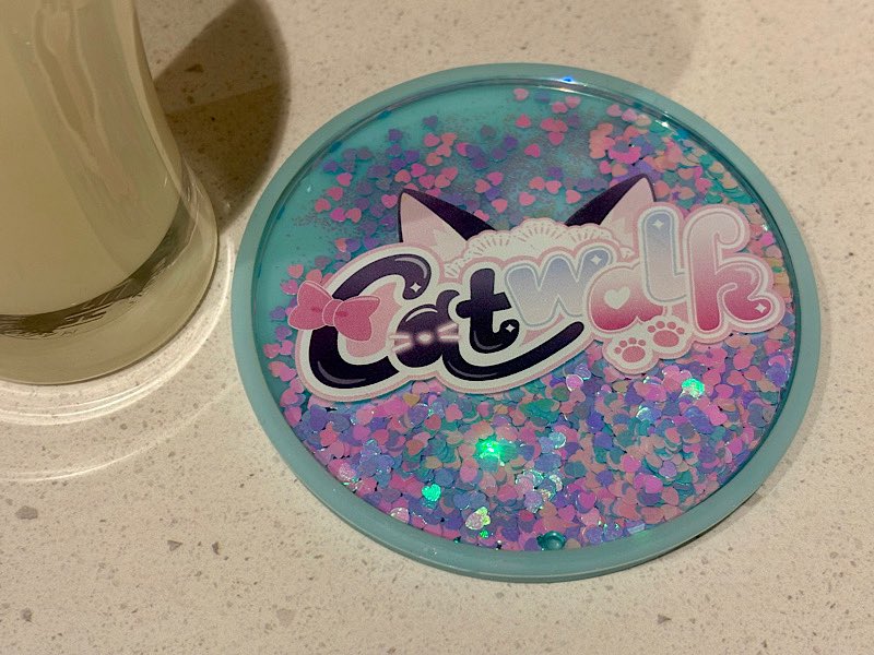 _nrin's tweet image. アメ村にて。久々に会えてよかったー！ 今年もよろしくお願いします( ˘ω˘)