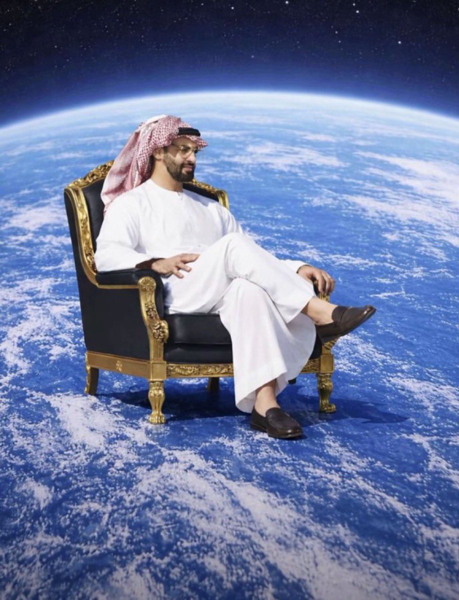 itsAlsuwaidi3's tweet image. زعيم الكون وزعيم العالم 🇦🇪

#MBZ