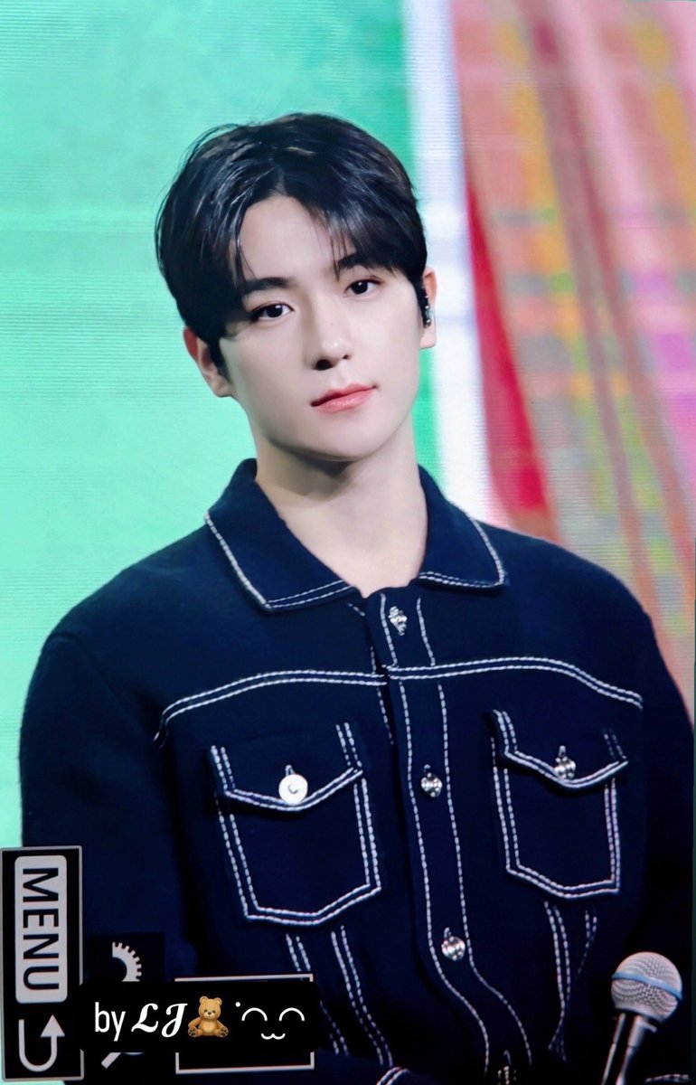 ElJYHJ's tweet photo. 260125 Fanmeeting in Shanghai
 #현재 #HYUNJAE https://t.co/l4q1KViIM8