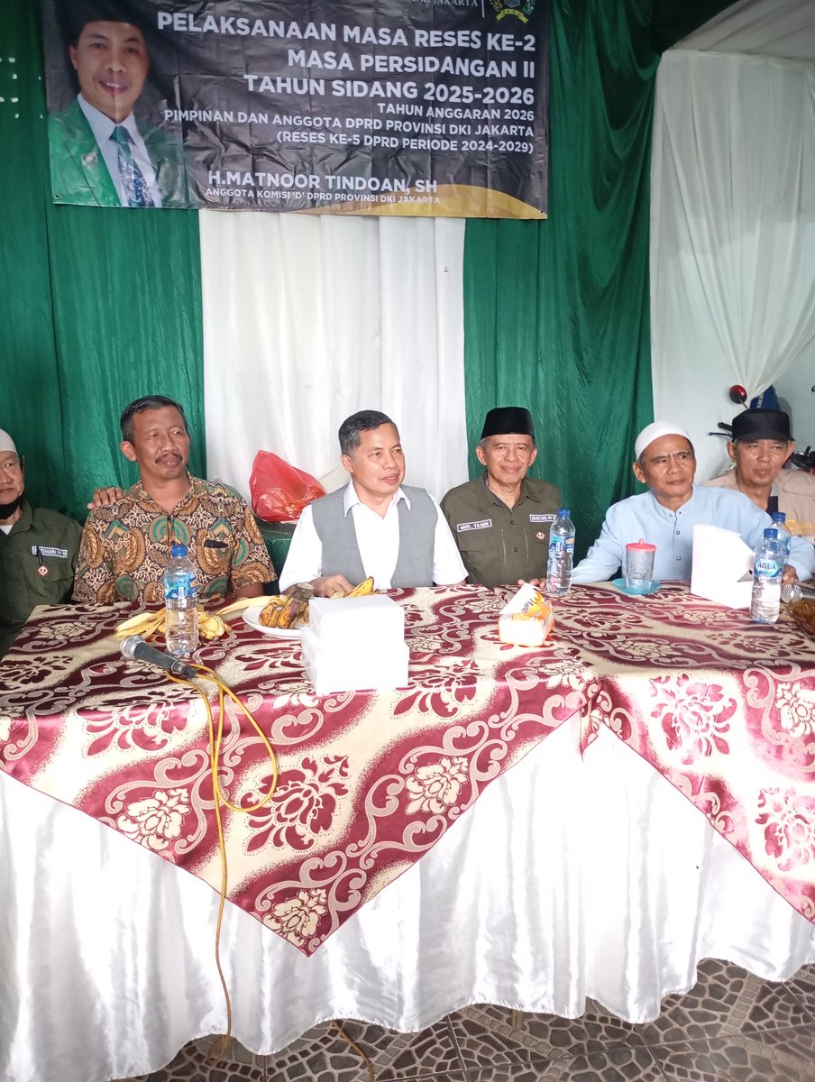 Assalamu'alaikum wr wb...
Alhamdulilah hari ini Bapak H.MA. TNOOR TINDOAN. SH. BERSILATURAHMI DENGAN WARGA KEL KEBON PALA KEC MAKASAR.
ACARA PELAKSANAAN MASA RESES KE-2 MASA PERSIDANGAN 11 TH 2025-2026
TH ANGGARAN 2026 PIMPINAN DAN ANGGOTA DPRD PROVINSI DKI