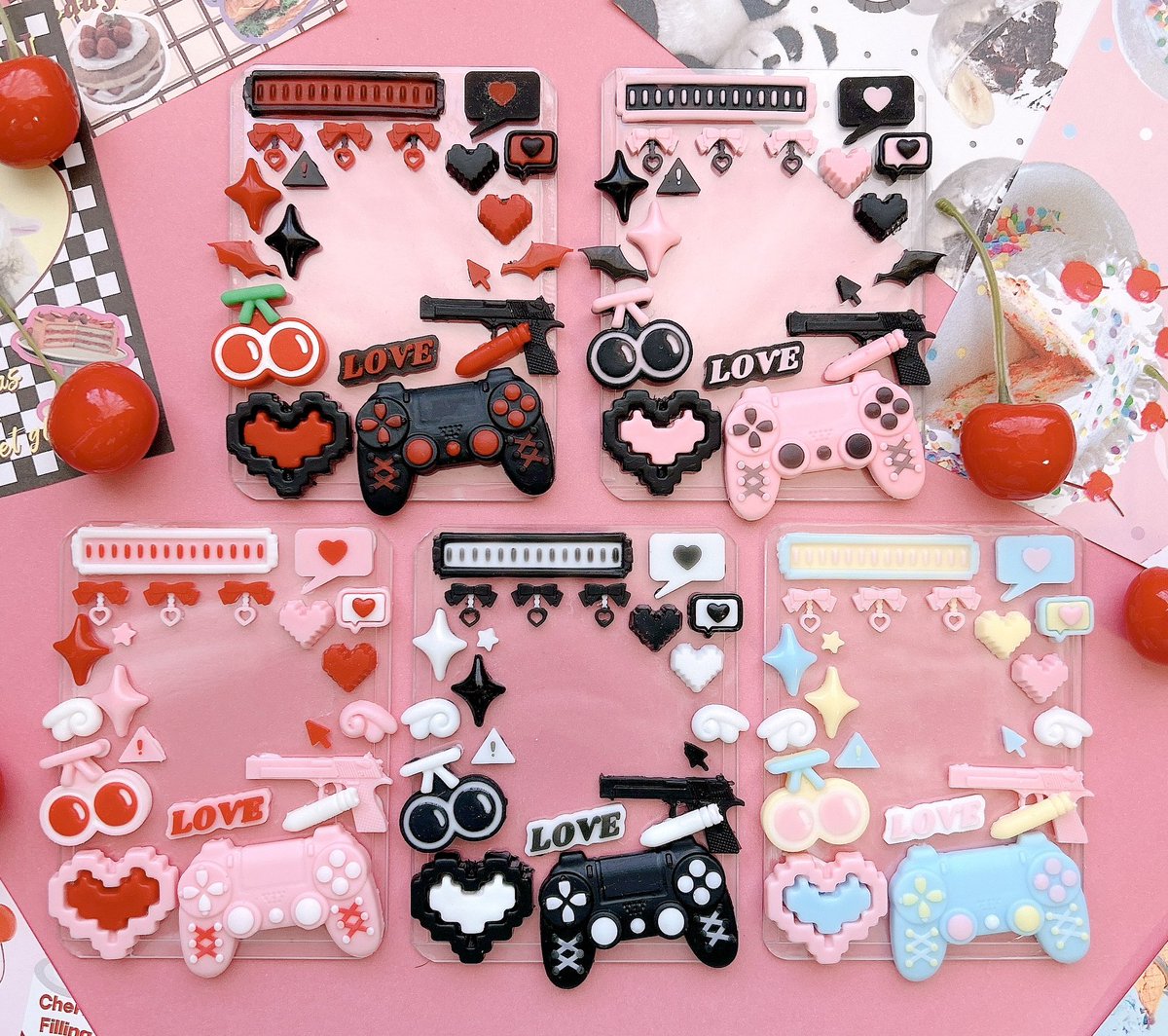 👾👾新作デコケースのお知らせ👾👾
𝗟𝗼𝗮𝗱𝗶𝗻𝗴 . . .
《 Game × Charmy = ♡♡♡ 》
⏻ B8サイズ
⏻ BOOTH＆BASE
⏻明日の1/26（月）
⏻ 19:00から販売開始

−−＝＝≡≡≡ ♡♡♡🎮🕹