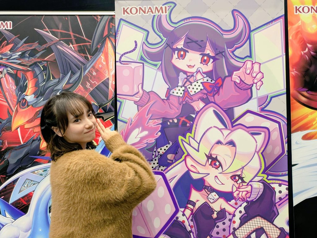 kamijo_0524's tweet image. #遊戯王ラッシュデュエルファンミーティング
ご来場、ご応募頂いた皆様ありがとうございました！
皆様の前での初デュエル、たんのしいいい
まだやりたかったことが多すぎる🔥
今回倍以上の応募があったとか。5周年、皆様の愛を全身に浴びとても幸せです。
またお会いしましょう🥰
シャツ可愛い🐾