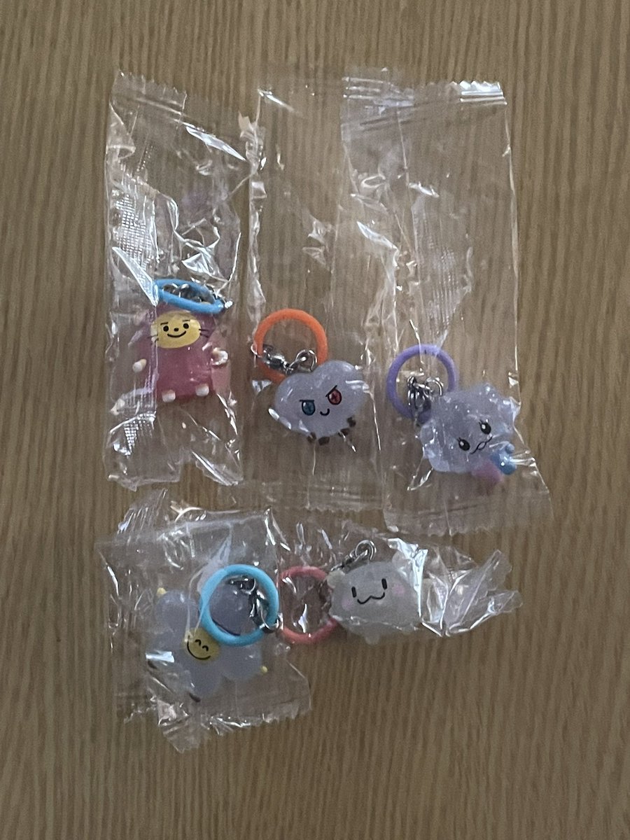 TRUZ 交換　ガチャ　めじるしアクセサリー

譲　ROMY BONBON LAWOO SOM RURU

求　HIKUN

2/10京セラで手渡し or 郵送

ジフン　ジュンギュ　ジェヒョク　ドヨン　ハルト　アサヒ