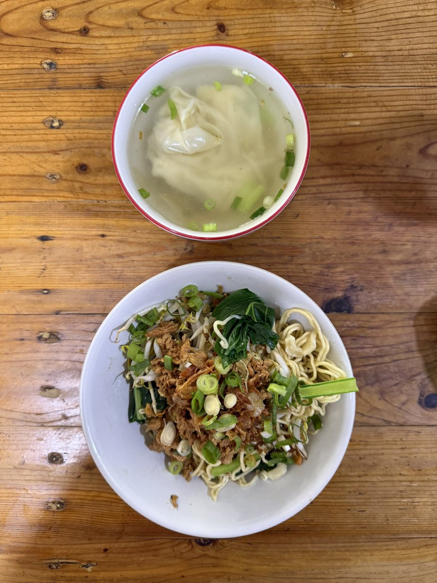 hanif_aa's tweet image. gara-gara suka jajan, sebagian profitku jadi nutrisi bukan jadi aset.