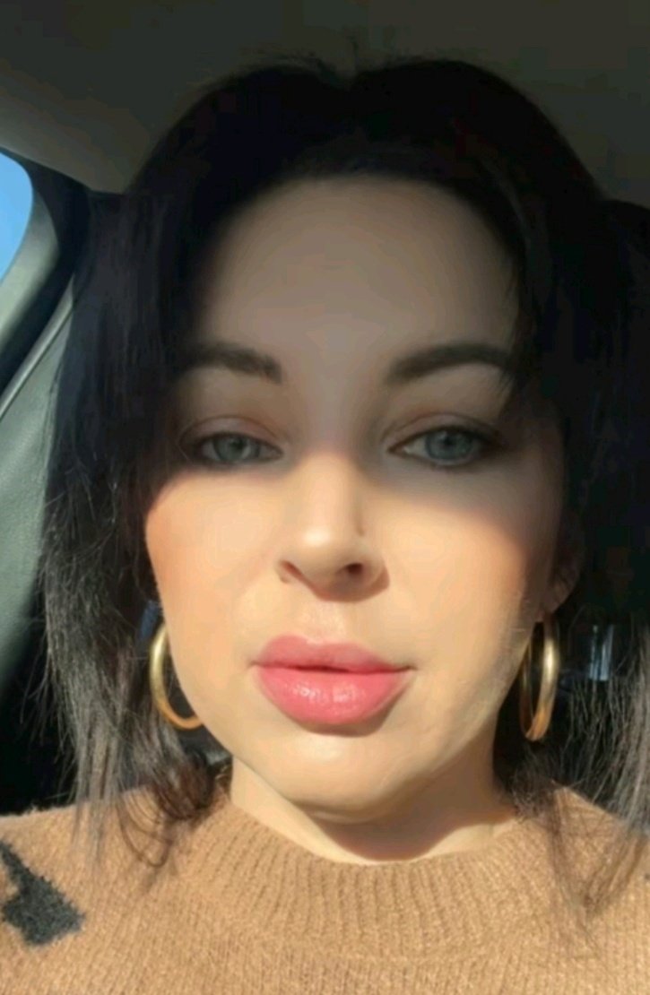 selvanahaddad's tweet photo. ست الكل ❤️❤️❤️😘😘😘😘😘 https://t.co/EwPmNz2Xwk