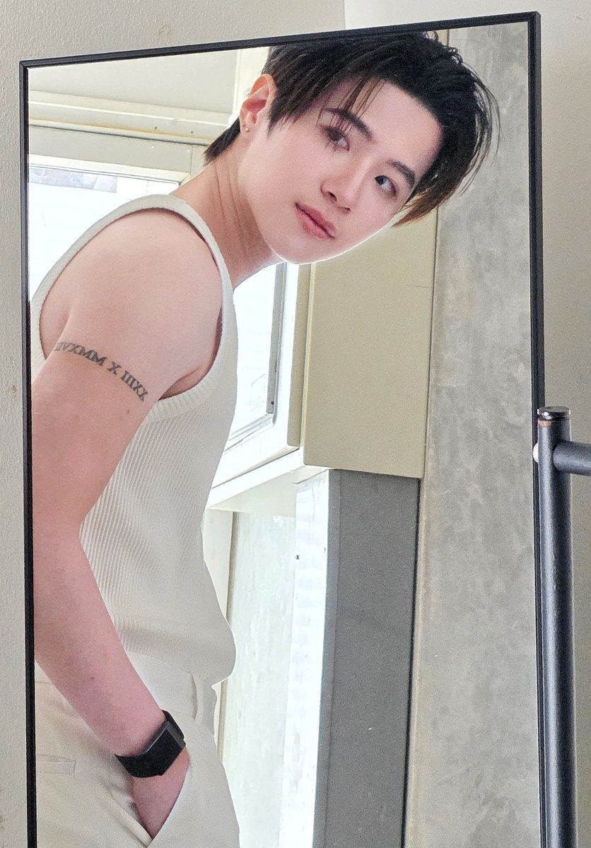 rathavit1997's tweet image. Hi 🏴