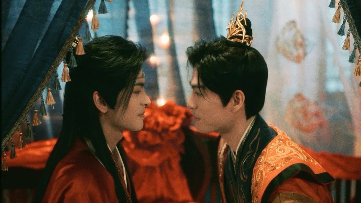 nundewry's tweet image. you're an idiot                         but I'm your idiot