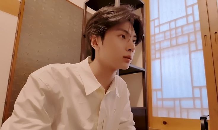 kucingitems's tweet image. Kalo ini jenis kucing yang mana ya?