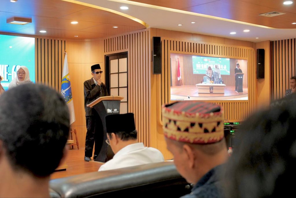 KemensosRI's tweet photo. Menteri Sosial Saifullah Yusuf (Gus Ipul )menghadiri acara Hari Ulang Tahun ke-60 Persatuan Tuna Netra Indonesia (Pertuni) di Taman Ismail Marzuki, Jakarta, Minggu (25/1). https://t.co/yChptGpB2c