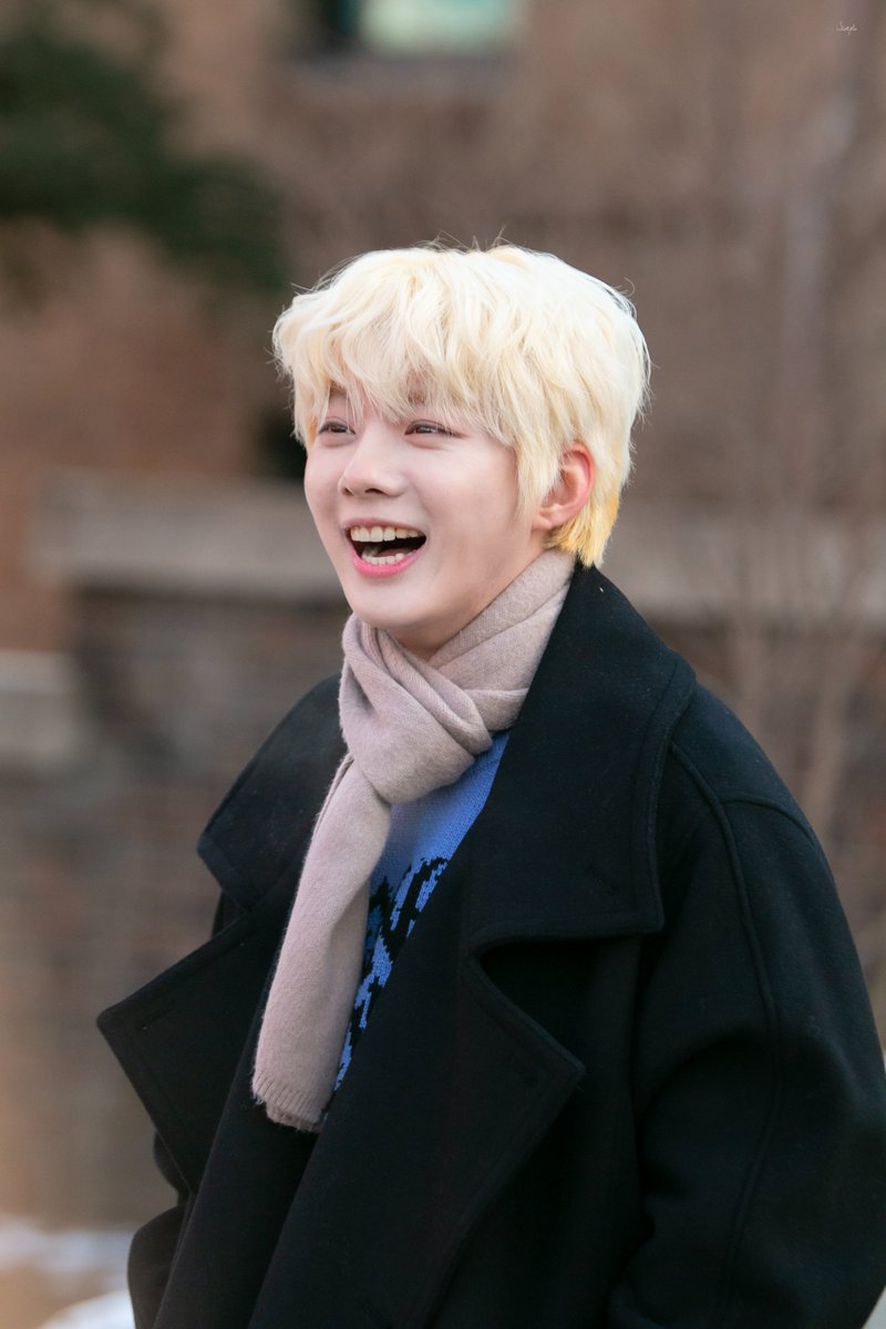 260125 나르치스와 골드문트 공연 후 퇴근길
#박경호 

😁😄

#심플한사진