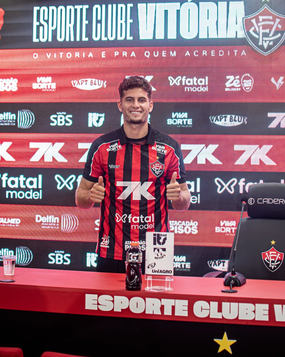 SouVitoria10's tweet image. Vitória encaminhou a rescisão contratual do meia Rúben Rodrigues, de 29 anos, que não seguirá no elenco rubro-negro.

o jogador está rescindindo o contrato com o clube e não fará mais parte do grupo para a sequência da temporada.

Rúben Rodrigues disputou quatro partidas com a…