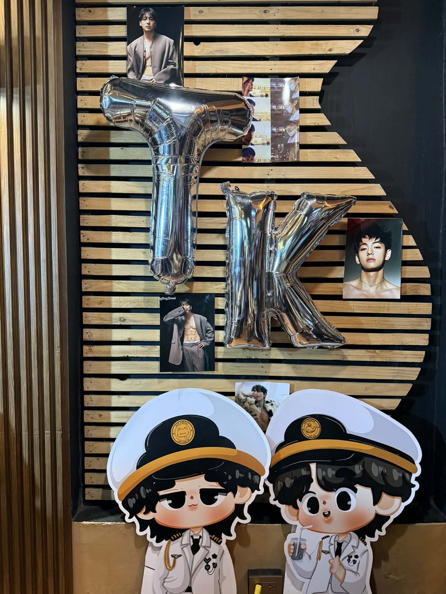 jhoyfulweng's tweet image. Spent my special day with Armys-Taekookers 💜✨ Totally overwhelmed by the cute freebies and unlimited photobooth poses 📸💕 Huge kudos to the Admins and Vision Café for making it all possible 🙌🎉 Till the next event! #BTSARMY #Taekookers #EventGoals”