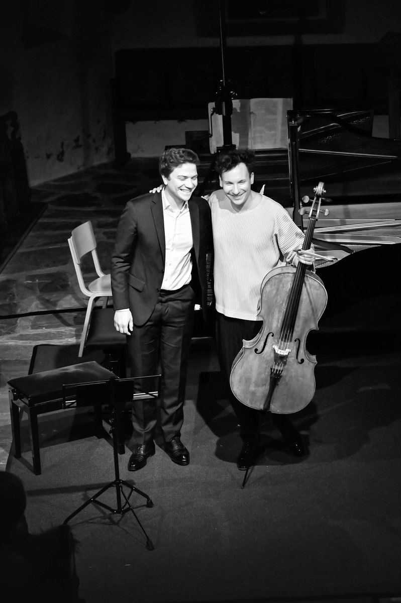 Edgar Moreau tweet media