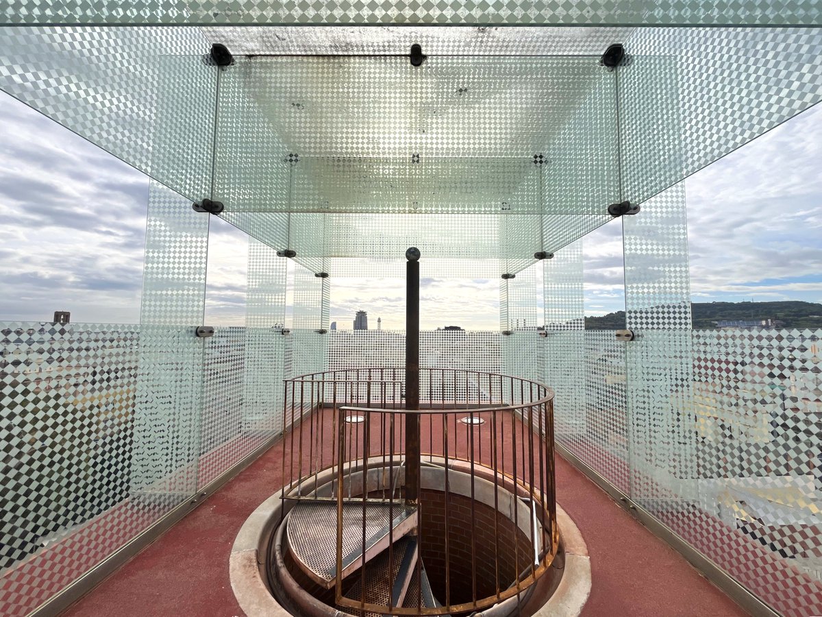 Bcnsingular's tweet image. Tenim miradors excepcionals que és una pena que no estiguin gairebé mai oberts al públic. Les vistes panoràmiques des de la torre del Convent dels Àngels m'han entusiasmat (Àngels 7 #Raval)