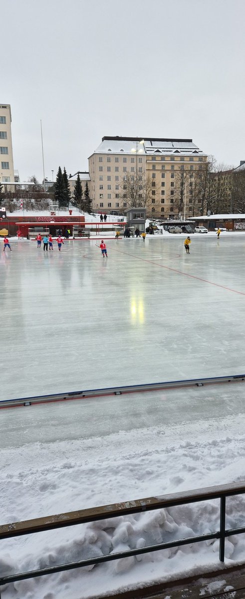 teekfv's tweet photo. #hifk #jääpallo #bandyliiga https://t.co/urQjmXBLgn