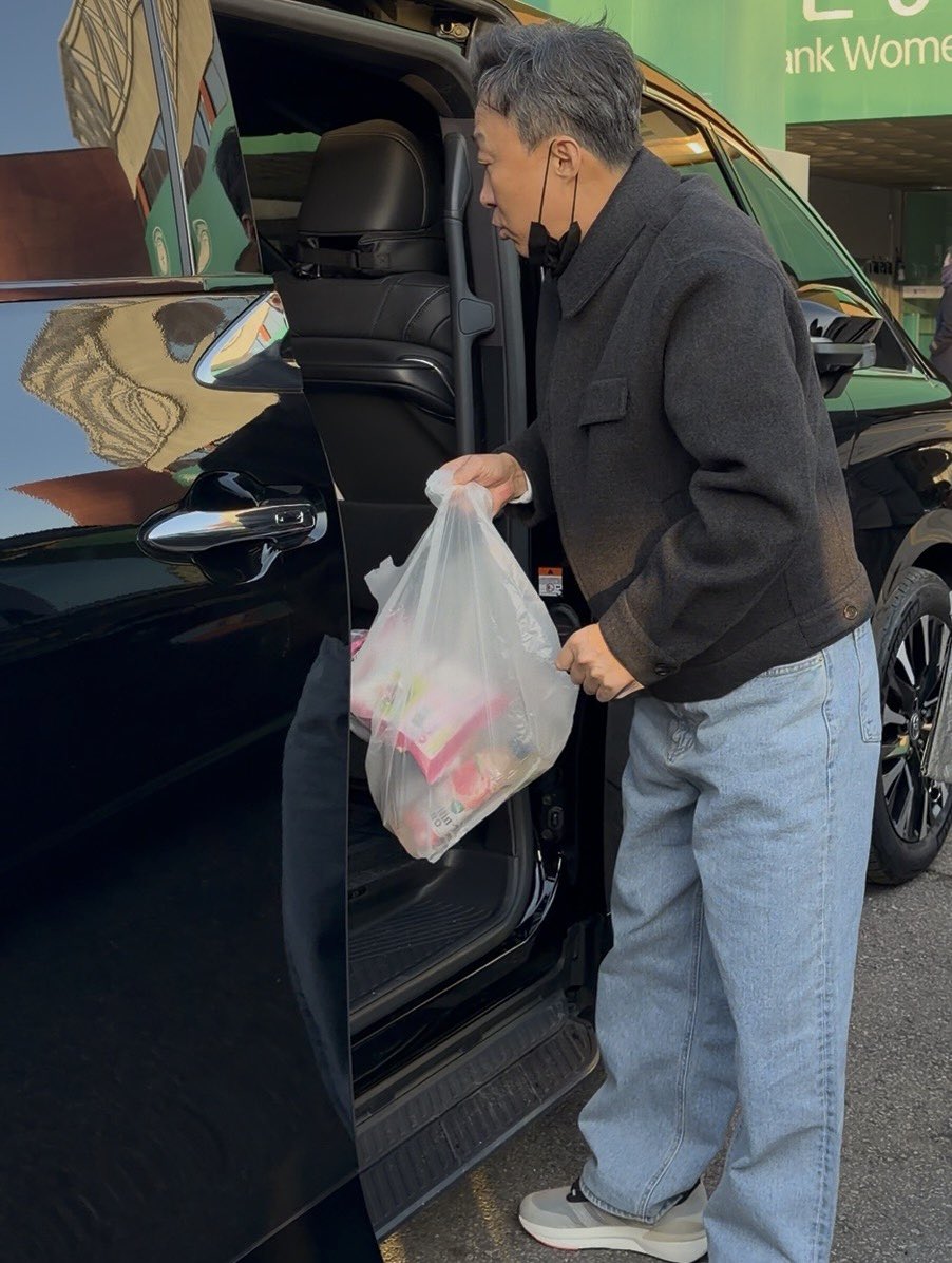 아니 아빠 됐다고요 아빠드세요