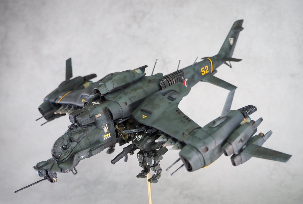 Barnard0079's tweet image. Mi-24/35 MkXV ба́ба-яга́　(バーバヤーガ)
新ロシア連邦にて運用されるハインドをベースとする強襲攻撃機。
高い汎用性に機動性、地上に対する圧倒的な攻撃力は敵を絶望と恐怖に陥れる。↓
※名前は魔女の意味
#プラモデル