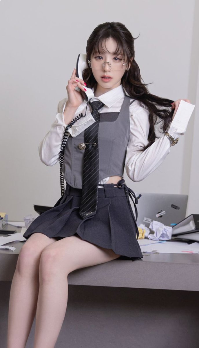 archiveartms's tweet photo. #HEEJIN #희진 https://t.co/PRzHovMDqy