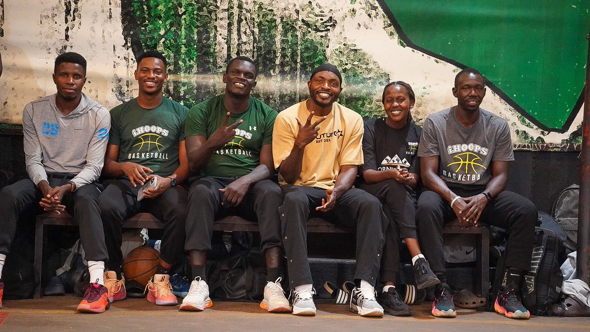 #iHoopsBasketball tweet media