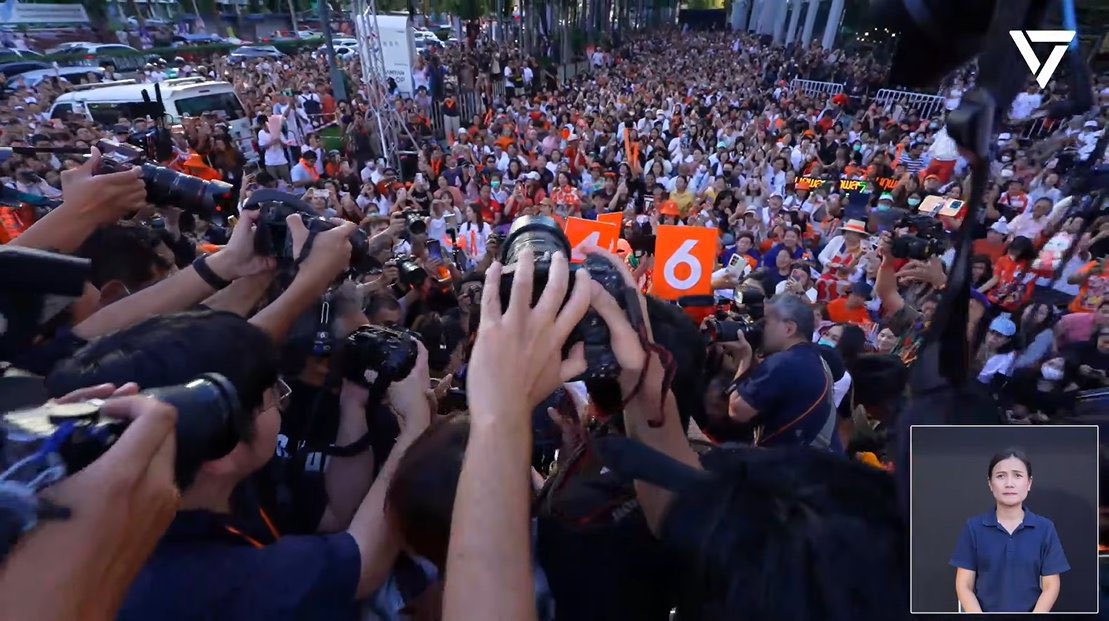 smileofOSH's tweet image. " ท่านเด็ดดอกไม้ทิ้งจะยิ่งบาน "

#พรรคประชาชน46
#พรรคประชาชน
#เชื่อในประชาชน