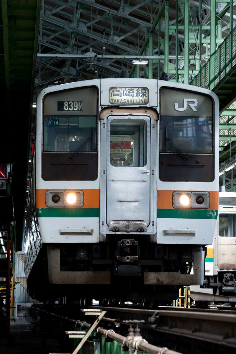 新前橋電車区211系撮影会。 列番の再現度の高さが大変素晴らしく