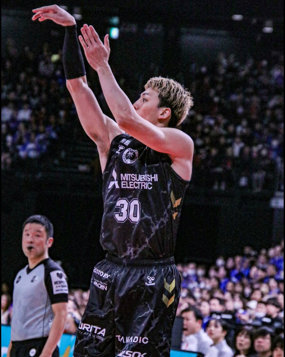 みい♪244 tweet media