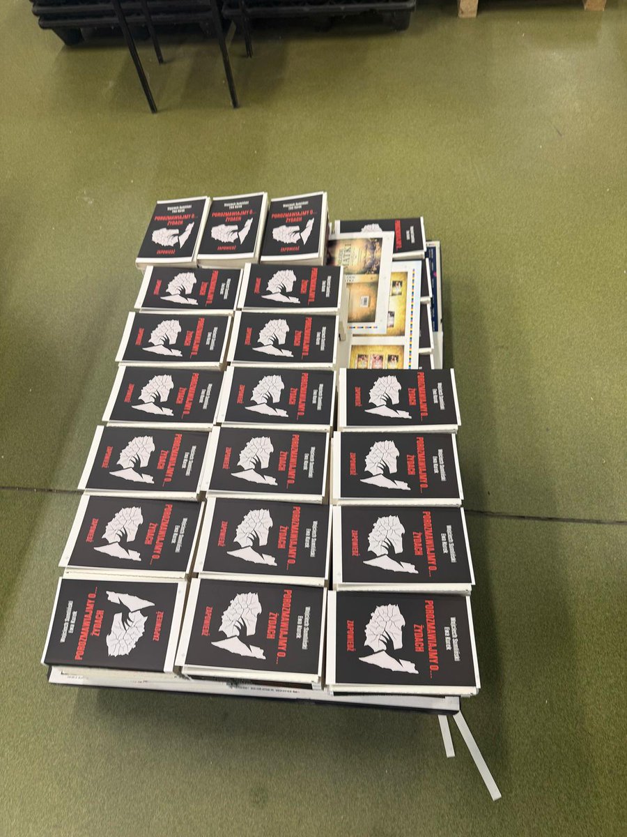 Świetna wiadomość!🔔 EMPIK przychylił się do głosów czytelników (ogrom komentarzy, maili i innych form kontaktu) - postanowił o przywróceniu książki "Porozmawiajmy o... Żydach" do sprzedaży ✅

Od 28 stycznia wracamy na półki👌 Czytelnikom - dziękuję za nagłośnienie sprawy,