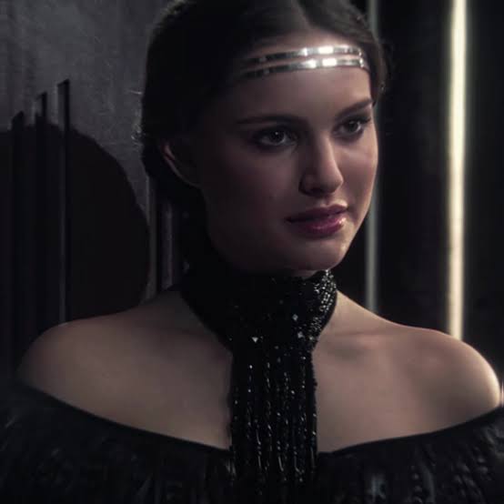 killpadme's tweet image. uh, excuse me??