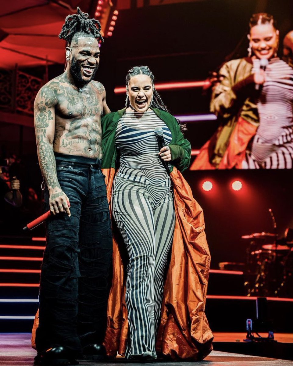 AlbumTalksHQ's tweet image. 🚨 Burna Boy's "Gum Body" featuring Jorja Smith has now crossed 100 MILLION streams on Spotify 🔥

— It's Burna Boy's 21st song to surpass the mark on the platform 👏🏽