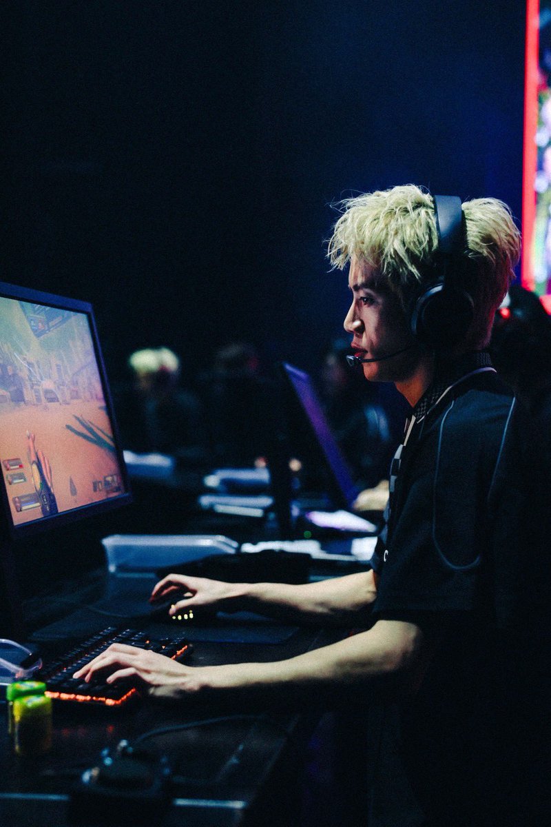 FENNEL_official's tweet photo. Play. Perform. Style.

Photo by @nekozephoto https://t.co/blj6d3GK82