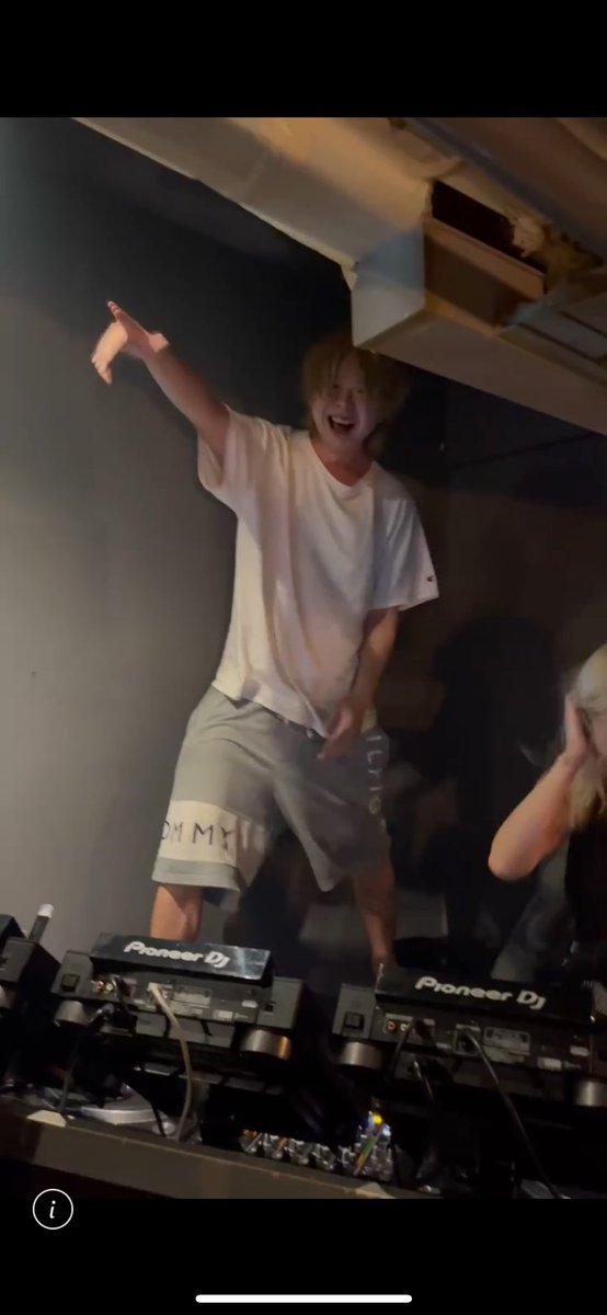 BARビーサン🩴 tweet media