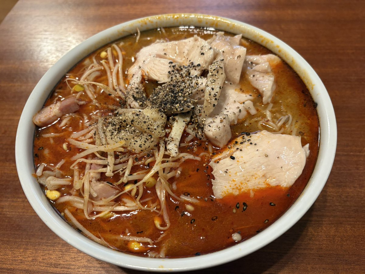 ogasta's tweet photo. お腹すいたって言ったら、酸辣にゅうめん出てきた。 https://t.co/S2tEAaAW8v