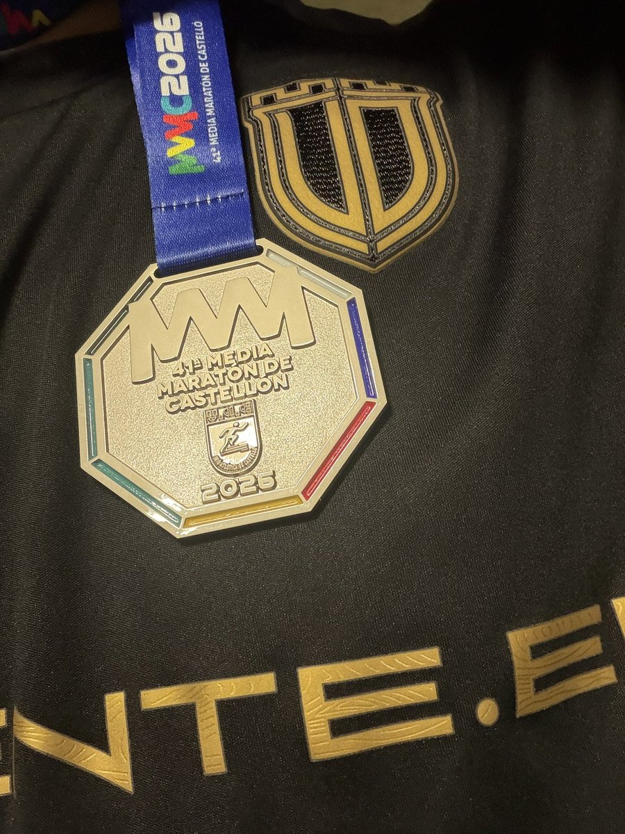 SagredoMarco's tweet image. 41ª 1/2 Marató de Castelló ✅🏃🏻‍♂️

La primera d’enguany a la butxaca 💪🏼

Continuem #PaternaLovers ❤️🔥