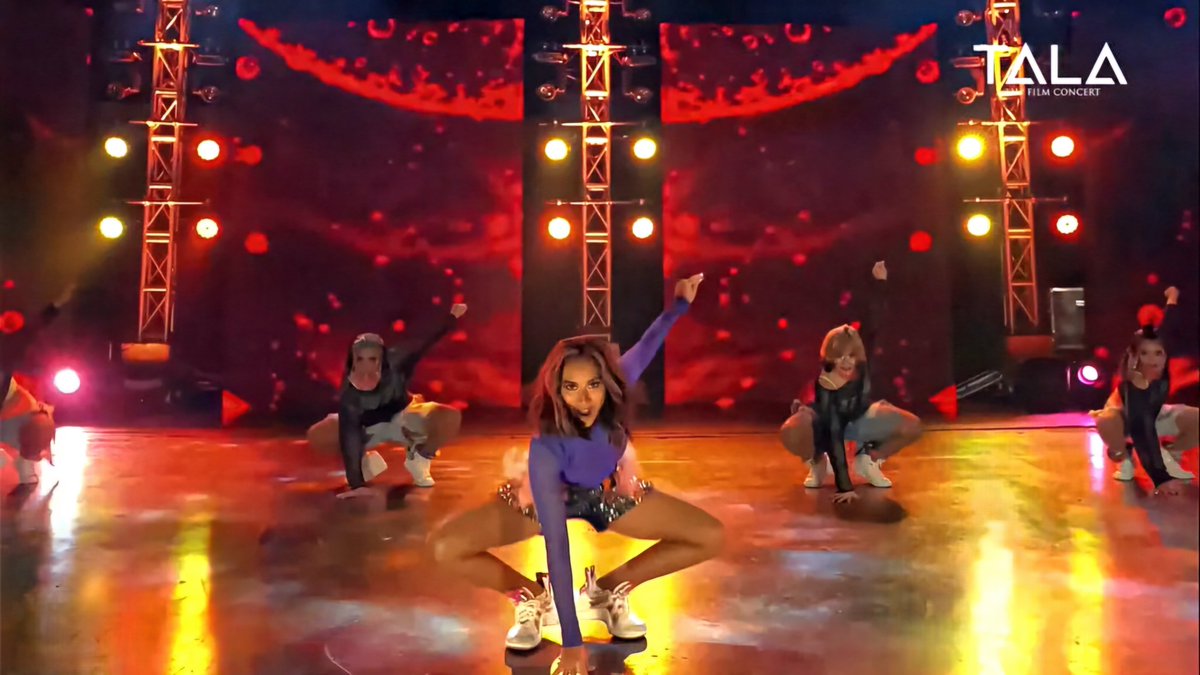 louiereyasher's tweet image. Sarah Geronimo holds several records in Araneta Coliseum with her iconic “Tala”. 

No artist has done that in the past decades.

@JustSarahG #SarahGeronimo