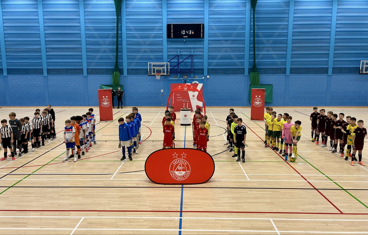 AberdeenFCYouth's tweet image. Teams are all set and ready to kick off today’s Katoni Engineering Festival at Aberdeen Sports Village! ⚪️🔴⚪️🔴