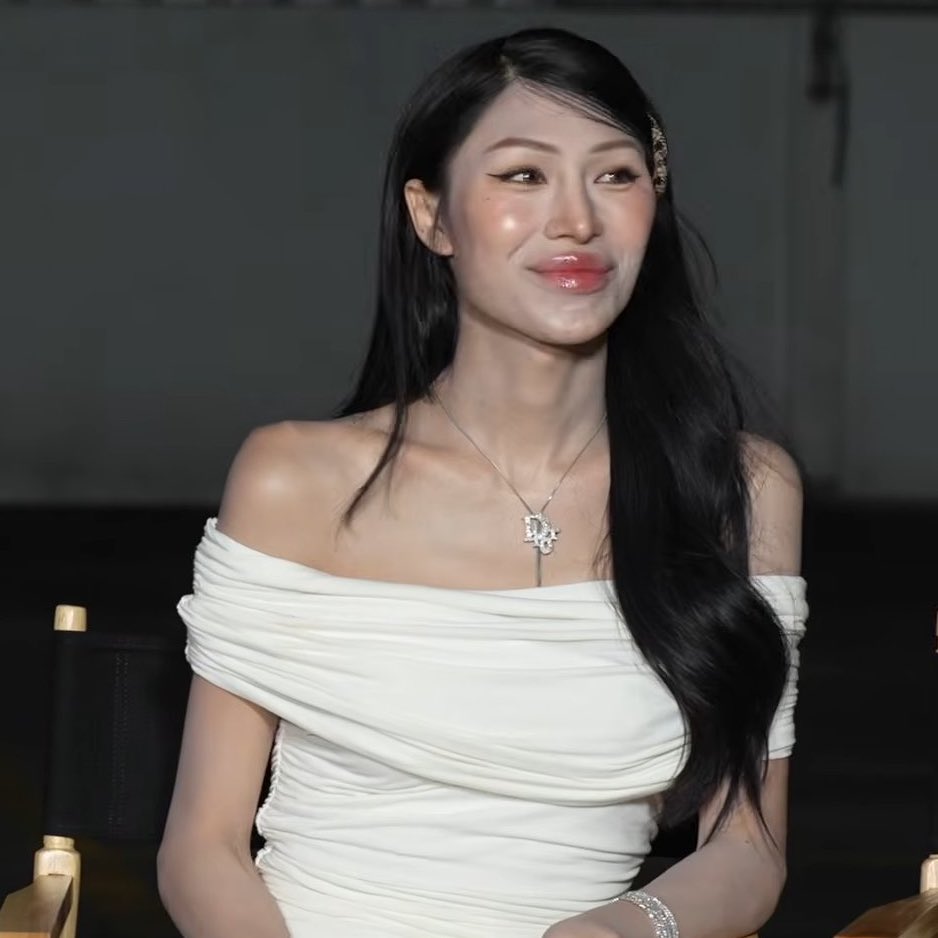 Kaoxkwong's tweet image. ฟกลเป็นหลิงหลิงคองหรอแก 555555555555555555555555555555555555555555