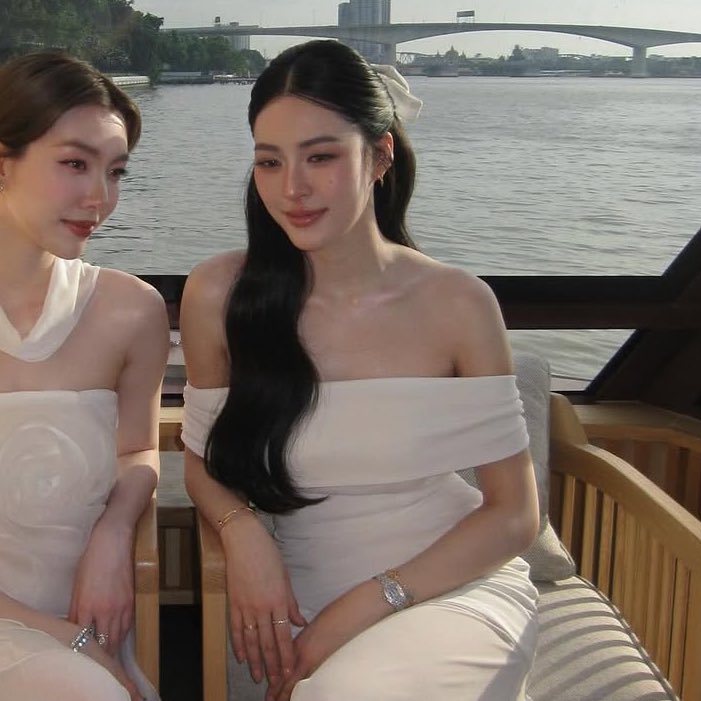 Kaoxkwong's tweet image. ฟกลเป็นหลิงหลิงคองหรอแก 555555555555555555555555555555555555555555