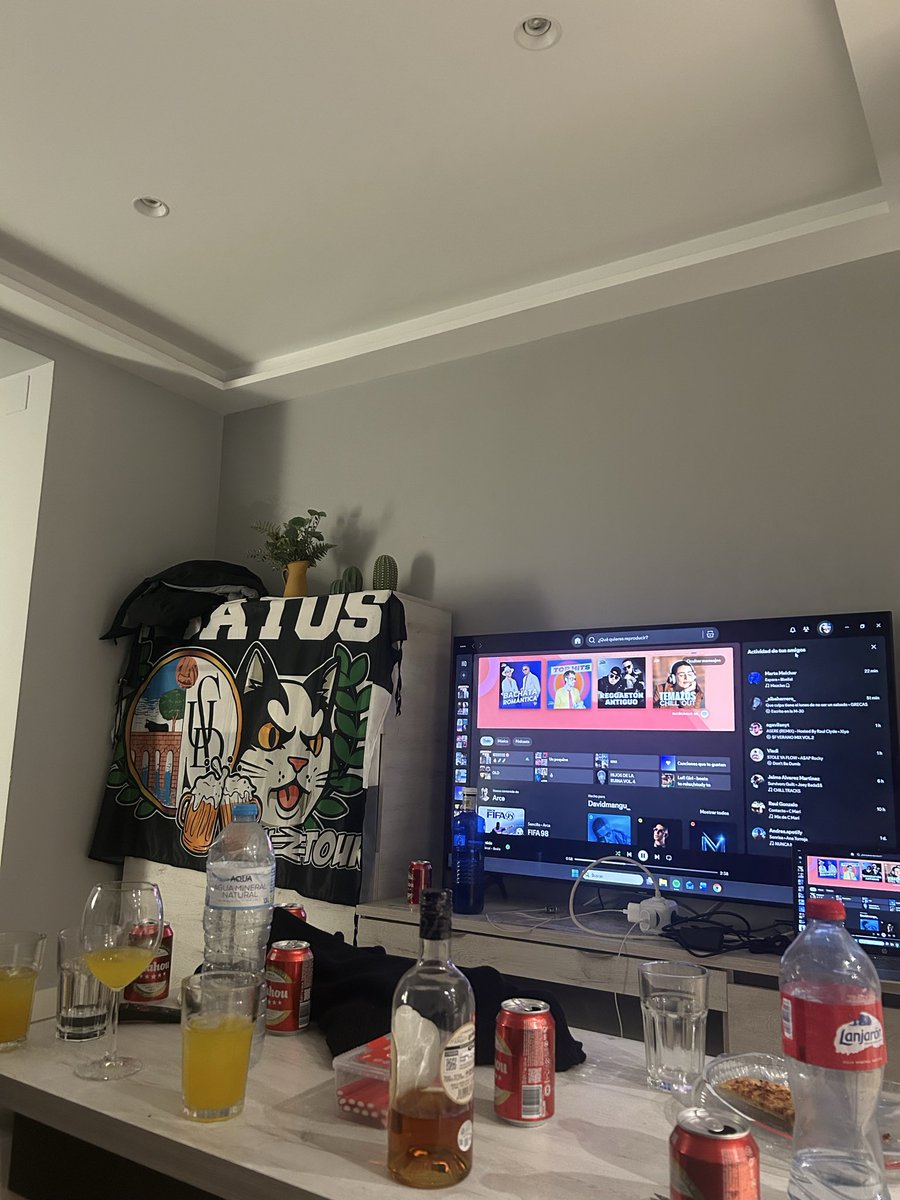 📍Astorga, León.
Tras un finde de disfrutones, nos volvemos a Salamanca con los tres puntos.